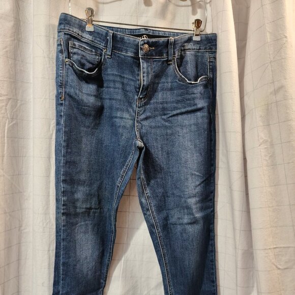 Lincoln Outfitters Ladies Dark Blue Denim Jeans, size 12, tapered legs, "2PAIRS" - Picture 10 of 16